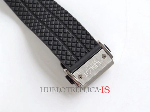 Hublot 301.CI.1770.RX Black Rubber Lattice Strap - Image 8