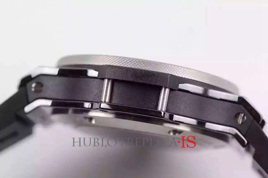 Hublot 301.CK.1140.RX Black Rubber Strap - Image 8