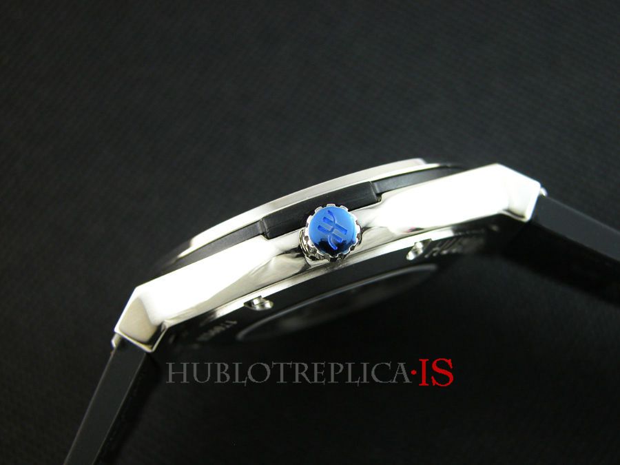 Hublot Classic Fusion Black Dial - Image 4