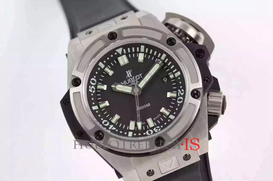 Hublot 4000M Black Rubber Strap Black Dial - Image 2