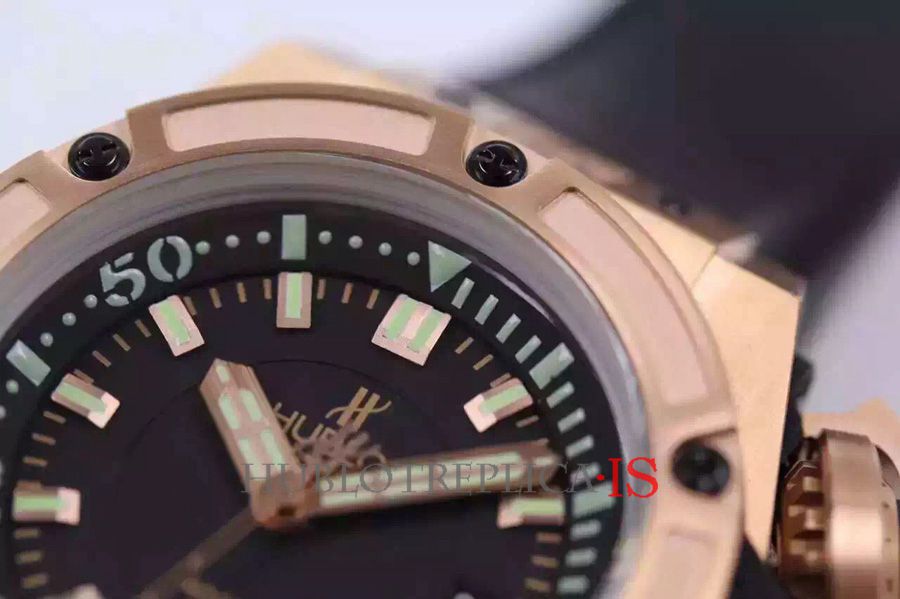 Hublot 4000M Black Face Gold Bar Nail Scale Dial - Image 3