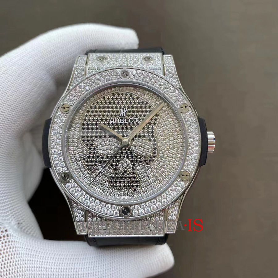 Hublot Gypsophila Full Diamond Skull Pattern Dial