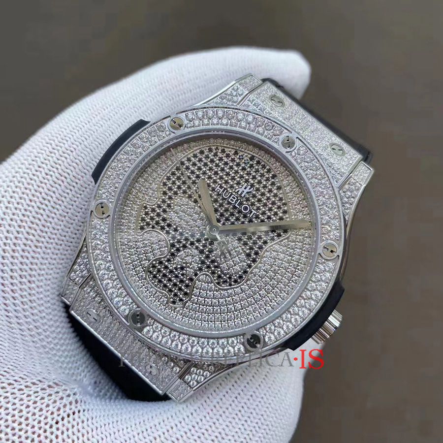 Hublot Gypsophila Full Diamond Skull Pattern Dial - Image 3