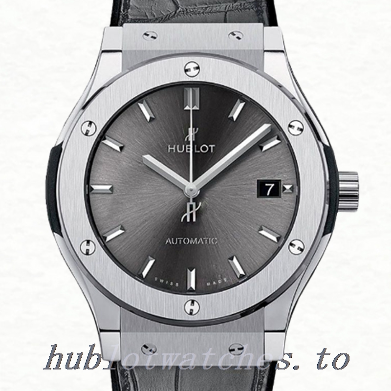 Hublot Classic Fusion Men's 43mm 565.NX.7071.LR Black Dial Silver-tone