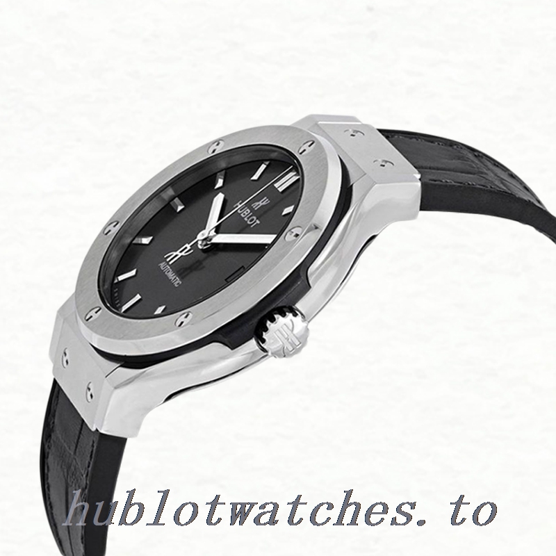 Hublot Classic Fusion Men's 43mm 565.NX.7071.LR Black Dial Silver-tone - Image 3
