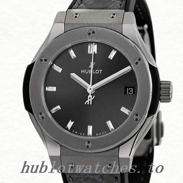 Hublot Classic Fusion 43mm 581.NX.7071.LR Men's Black Dial Silver-tone