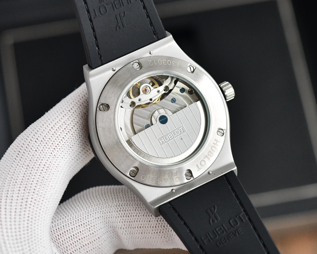 Hublot Big Bang 45mm Men Transparent Dial Rubber Band - Image 2