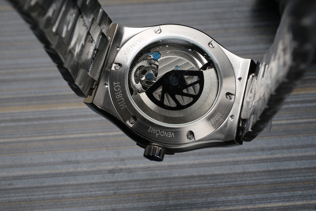 Hublot Big Bang 45mm Men Diamond Dial Silver-tone Bracelet - Image 4